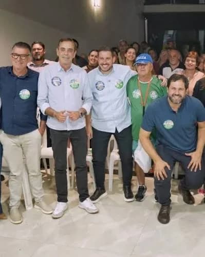 Candidatos e lideranças de Várzea Paulista debatem verbas para saúde e transporte