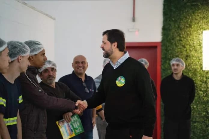 Luiz Fernando Machado visita empresas em Jundiaí e Jarinu e defende recursos federais para a região